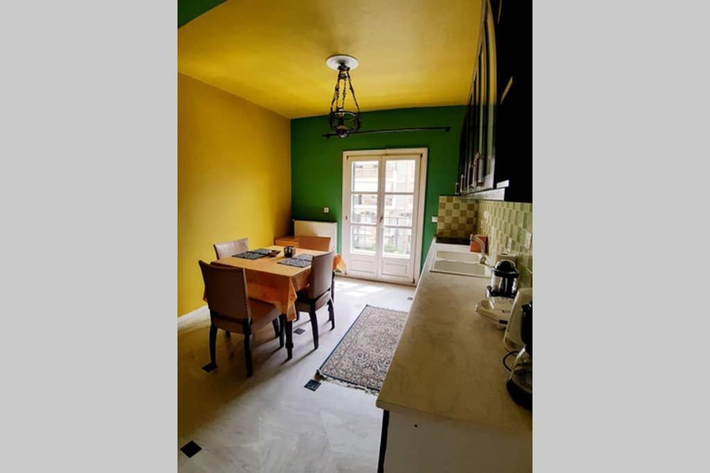 2 Floor Apartment In Kalamaria,Thessaloniki. Eksteriør bilde